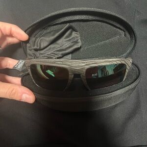 Authentic Oakley sunglasses Holbrook